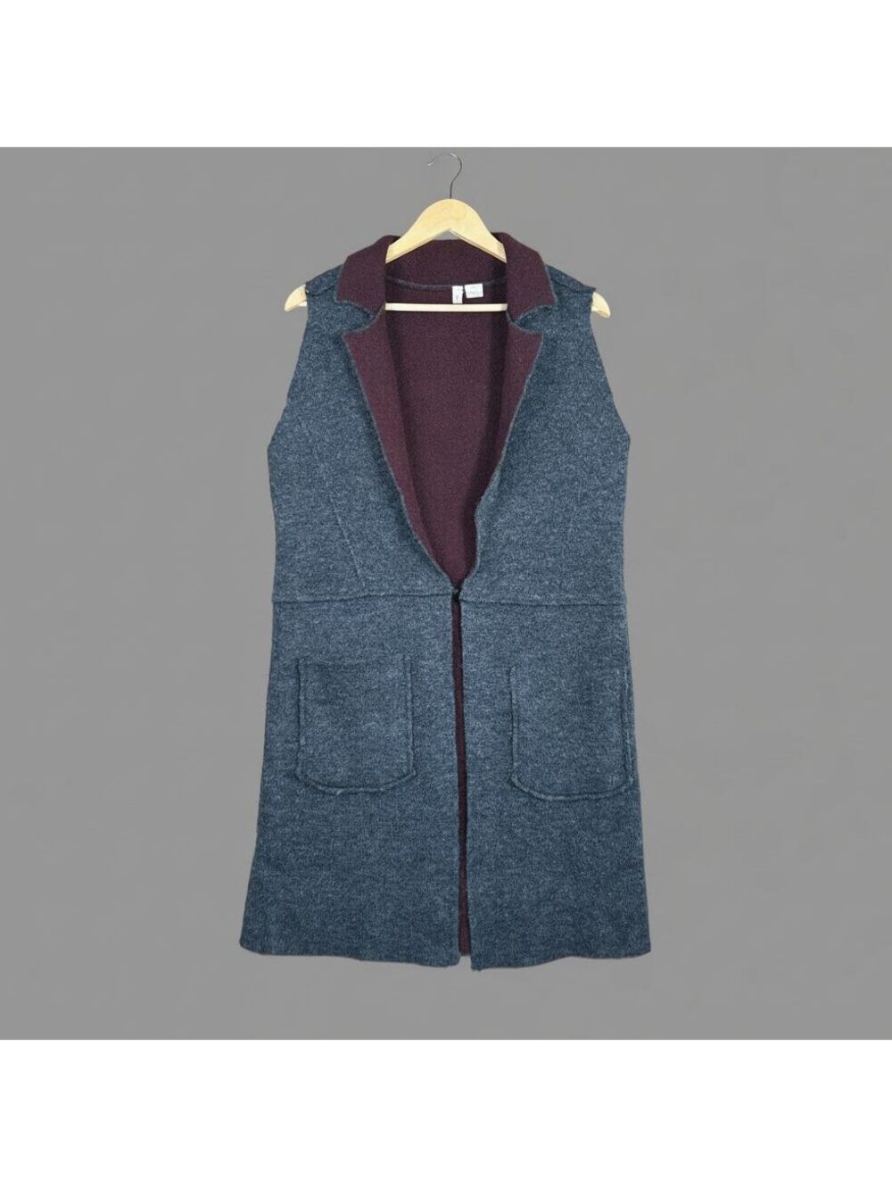 Moth Anthropologie Wool Gray Burgundy Open Front Long Line Sweater Vest XS/S